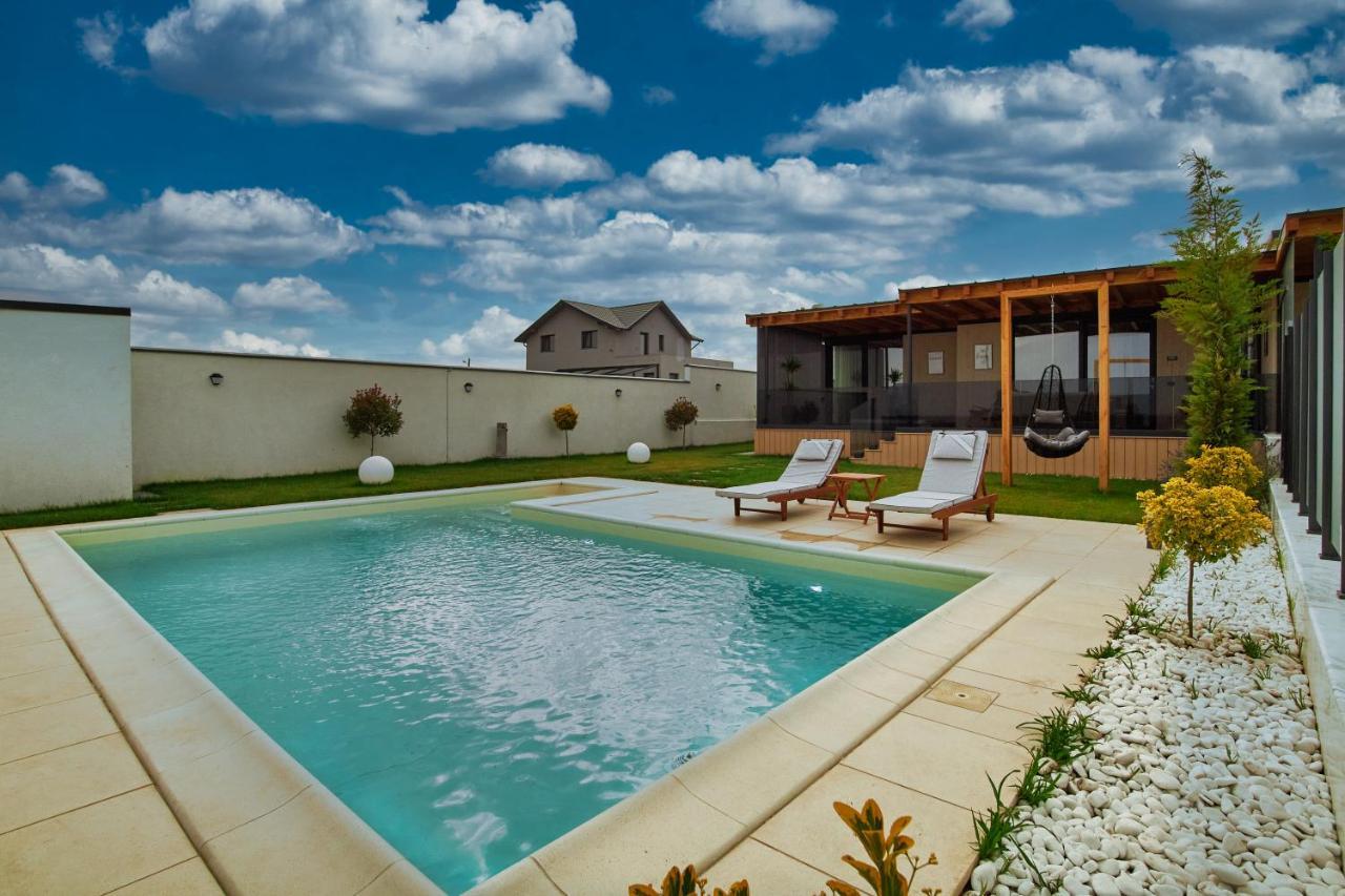 Peninsula Luxury & * Năvodari